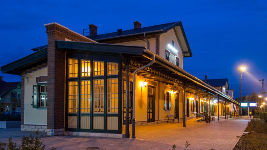 A Balaton legszebb vasútállomása
