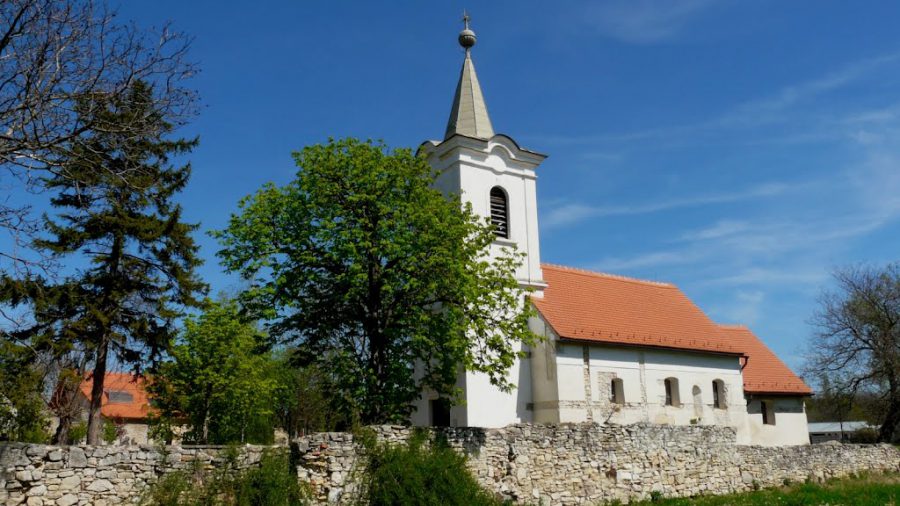 Restaurálják a sólyi templomot Magyarország 