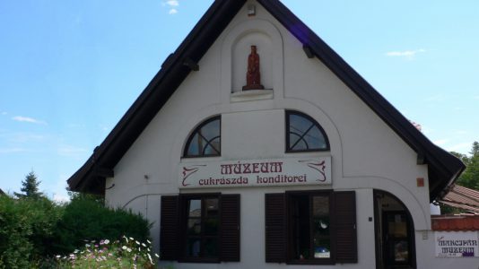 Marcipán Múzeum és Cukrászda