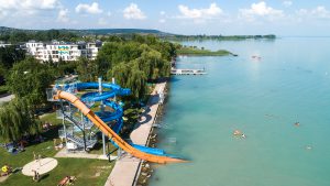Csopak Balatoni Strandok Csuszdak Dronfoto DJI CsodalatosBalaton hajozashu