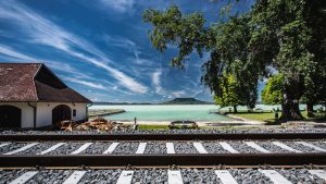 Vasutallomas-Felujitas-Del-Balaton-Nemzeti-Infrastruktura-Fejleszto-CsodalatosBalaton