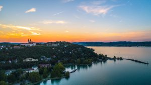 Tihany-Naplemente-Dron-Apatsag-Badacsony-Balatonfured-Hajozas-Kikoto-Plattensee-WunderbarerBalaton-CsodalatosBalaton1