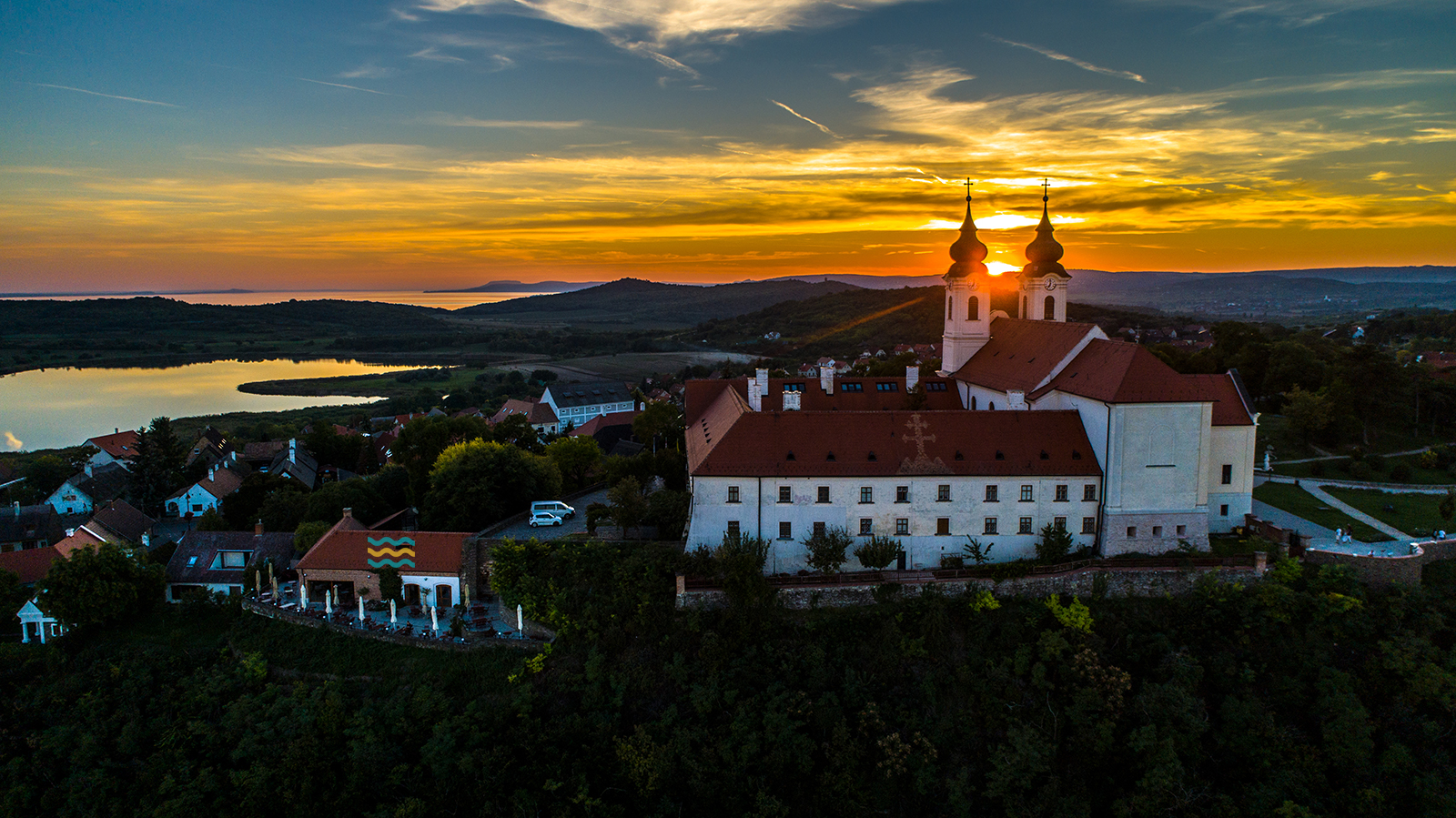 Tihany-Bences-Apatsag-Naplemente-Dronfoto-Setahajo-Wunderbarer-Ungarn-2018szeptember-CsodalatosBalaton