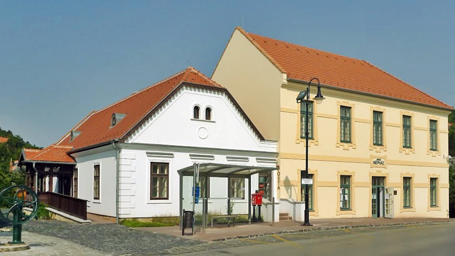 Arácsi Népház, Balatonfüred