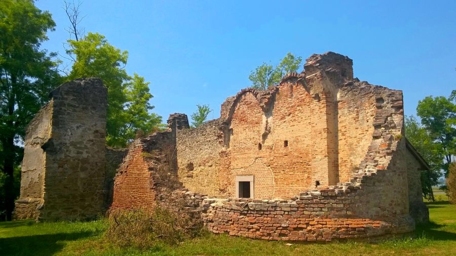 Rádpusztai templomrom, Balatonlelle