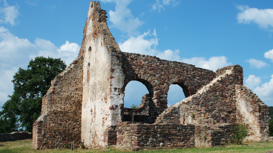 Ecséri templomrom, Kővágóörs