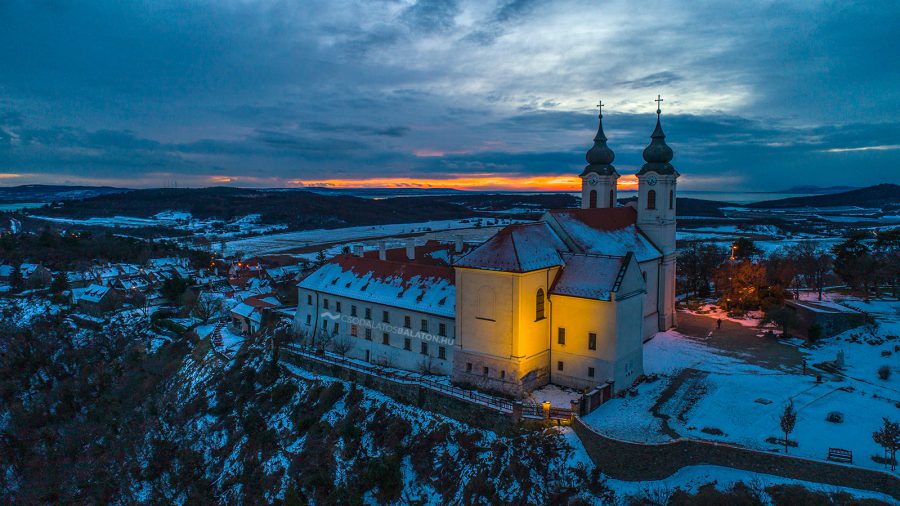 Mesés arcát mutatná a hófedte Balaton, lesz-e fehér karácsonyunk?