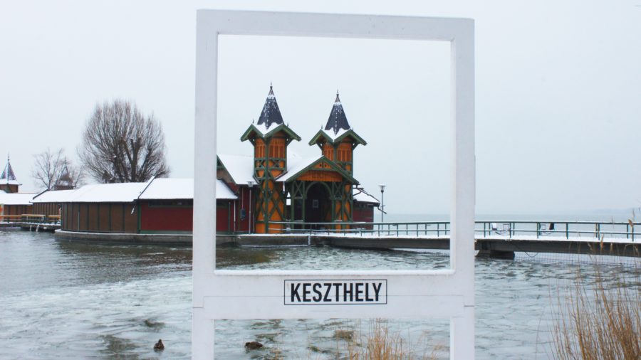 Fehérre festette Keszthelyt a hóesés