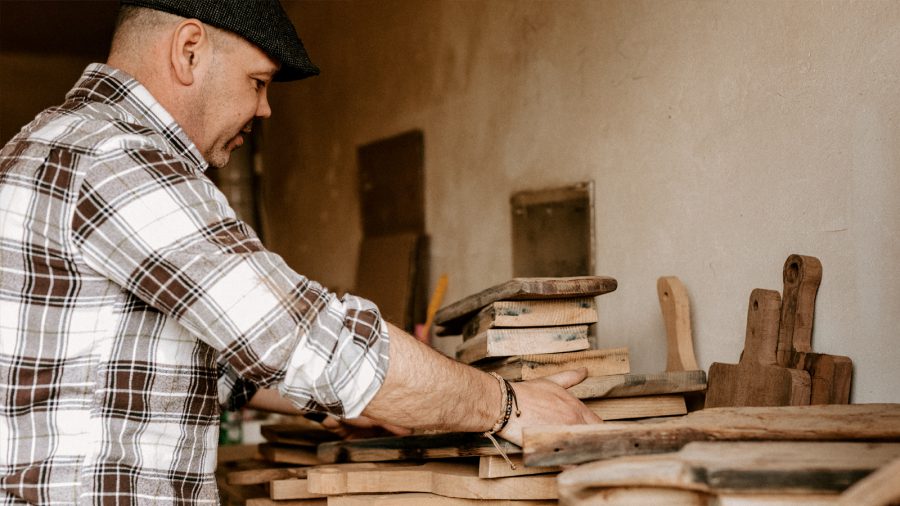 Egyedi és környezettudatos fatermékek Hévízről