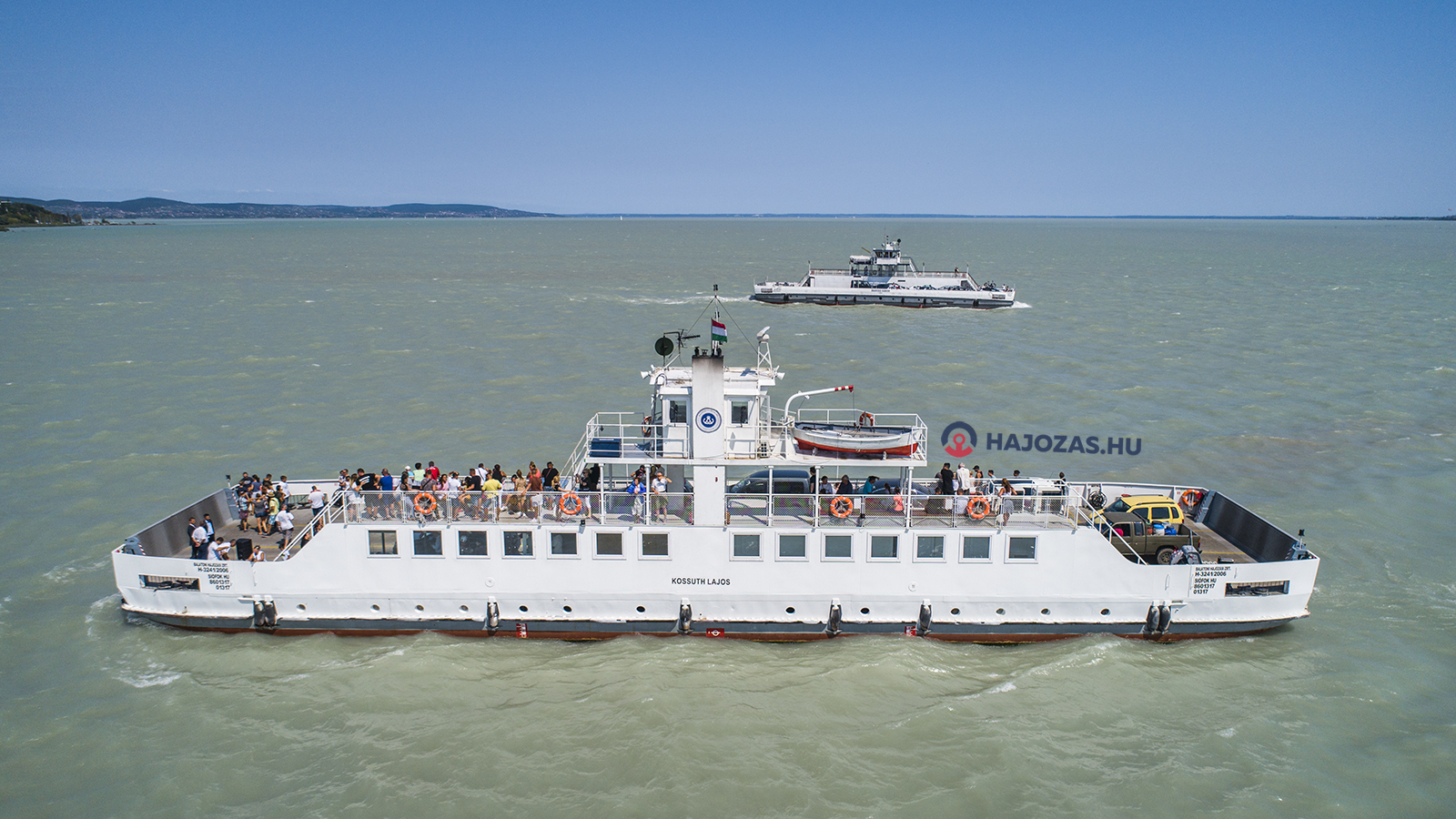 Már 1,4 millió utas szállt kompra és személyhajóra idén a Balatonon