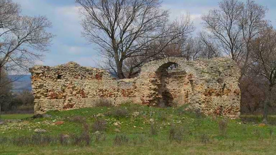 Sóstókáli templomrom és Pusztapalota, Kővágóörs