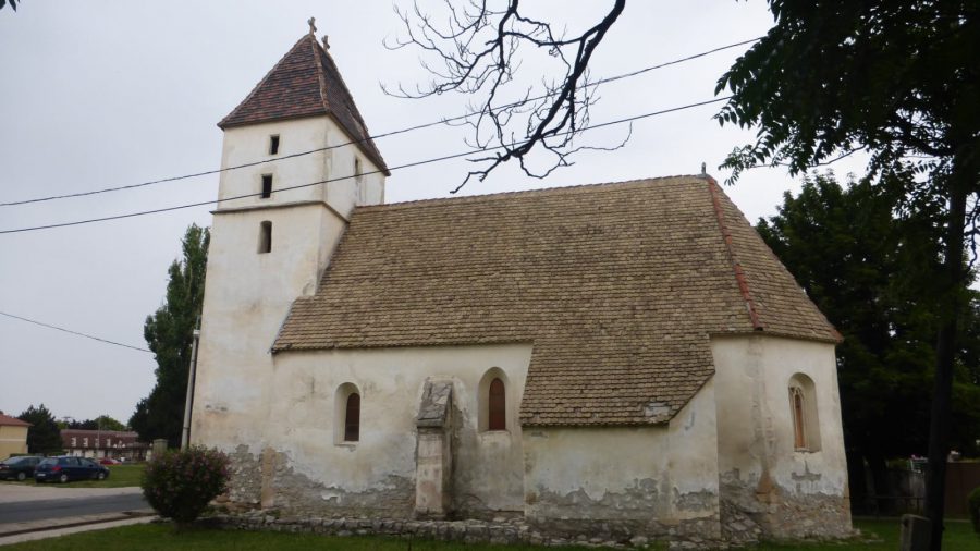 Szent Kereszt-templom Berhida