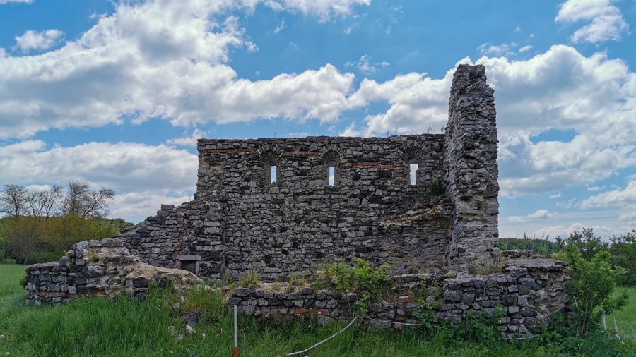 Kisdörgicsei templomrom Dörgicse