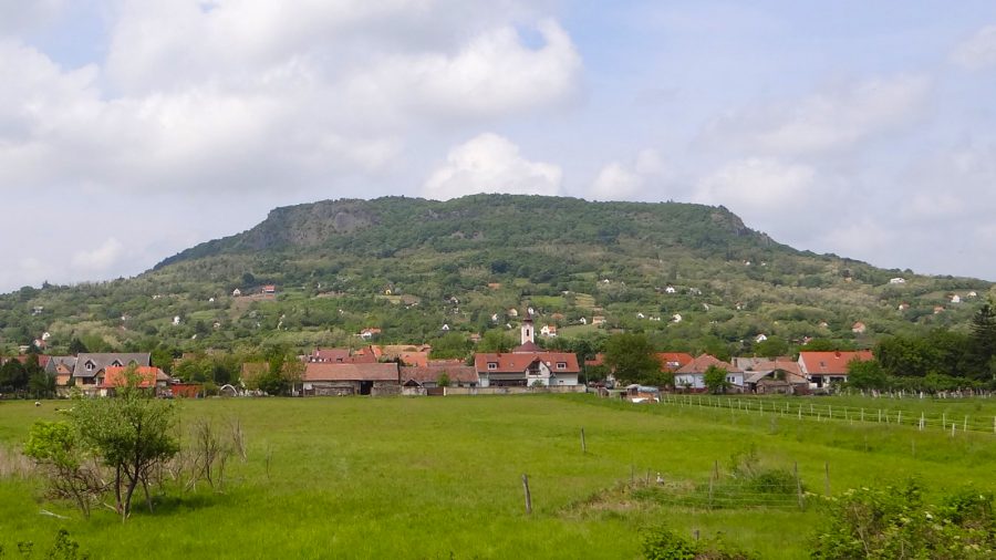 Egy kis falu sok csodával a Balaton-felvidéken: Raposka