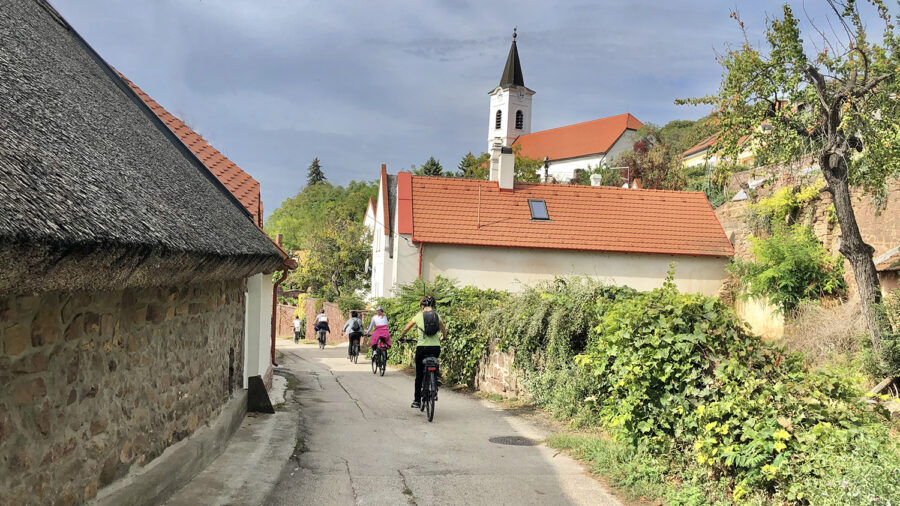 E-bike kerékpártúra a Balaton-felvidéken: Csopak, Alsóörs, Paloznak