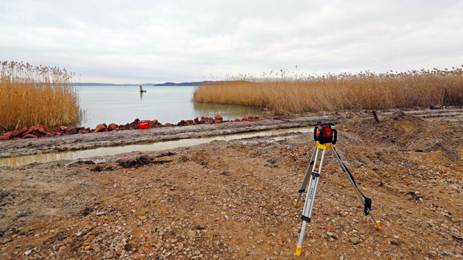 Panoráma stég és látvány csónakkikötő is épül Balatonfüreden