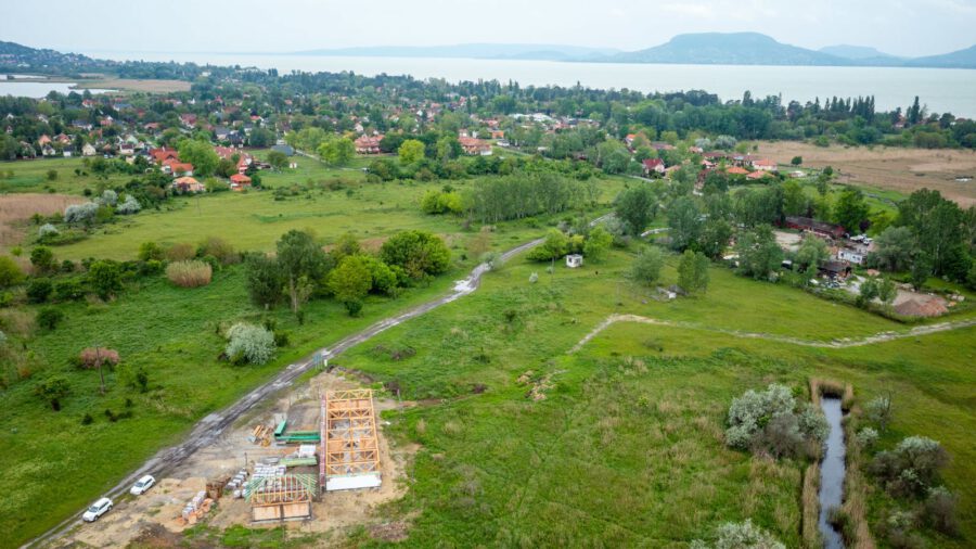 Egyedi módon jut be a fény a szeptemberben átadásra kerülő Berek Világa Látogatóközpontba