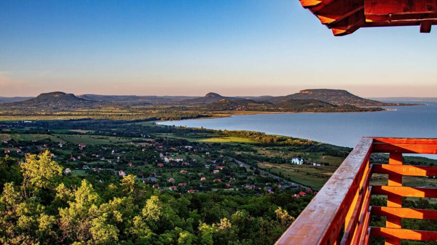 Batsányi-kilátó: pazar panoráma, mesés környezet