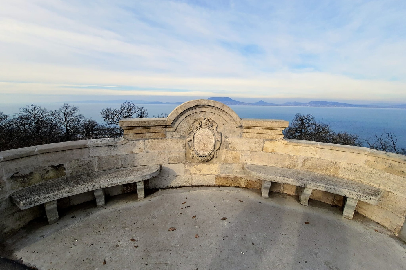 Fonyód és a képeslapra kívánkozó balatoni panorámája