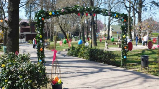 Bájos húsvéti park várja az ünneplőket Balatonlellén