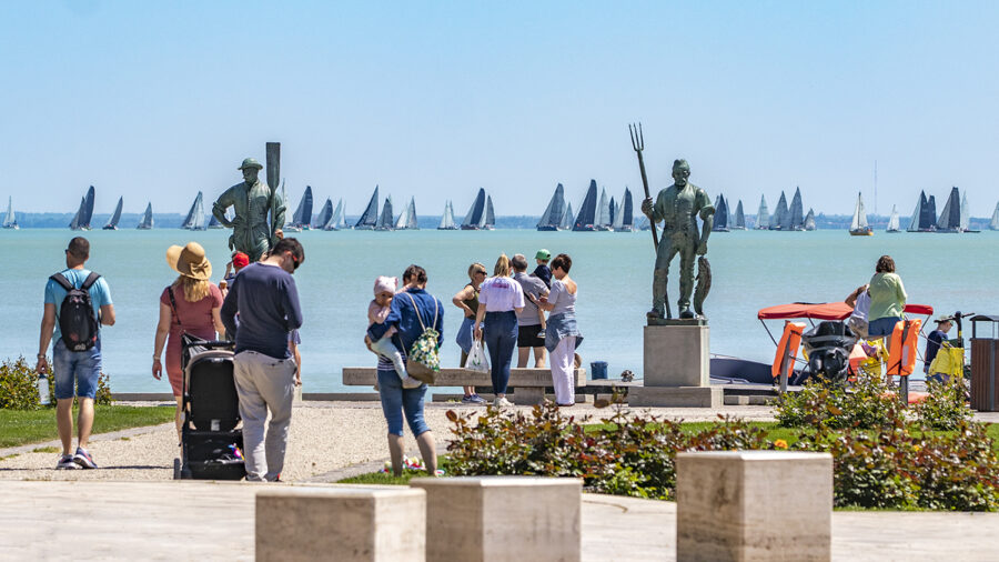 Gyereknapi programok 19 településen a Balaton körül 2022-ben