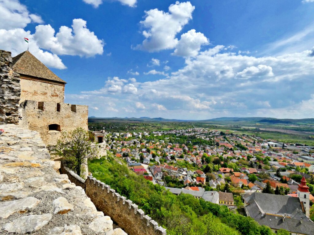 Sümegi vár, a Várhegyet uraló impozáns erődítmény