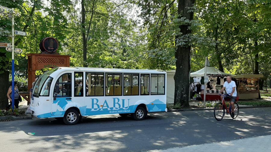 Elindult a Babu, melyen térítésmentesen járhatod körbe a Badacsonyt