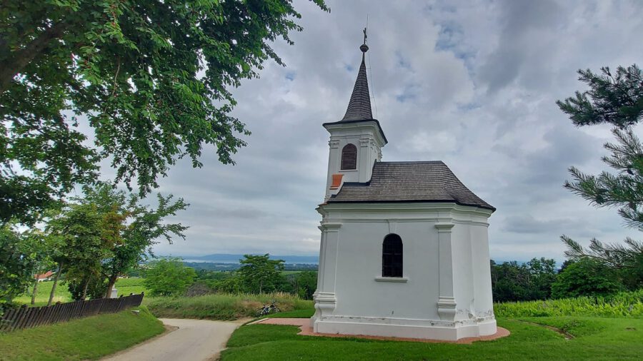 Szent Donát kápolna, Somogy megye kincse a balatonlellei Kishegyen