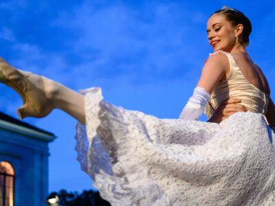 Kemecsei Anna Viktória elsőbálozó lett a 197. Anna-bál szépe