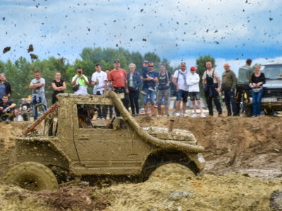 Augusztus 25-28 között vár a sár a gyenesdiási Legyensáros Offroad Fesztiválon