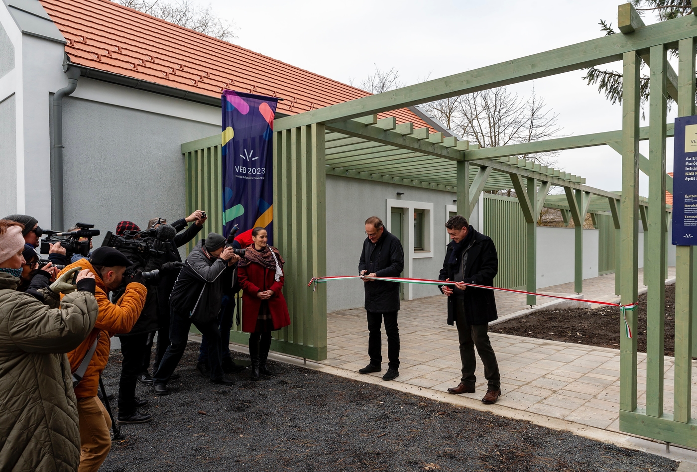 Átadták a Balaton-felvidéken a salföldi Káli Kövek Alkotó- és Rendezvényházat