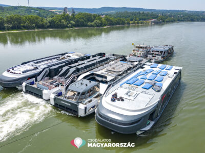 Megkezdődött az új kompok és katamaránok szállítása a Balatonra