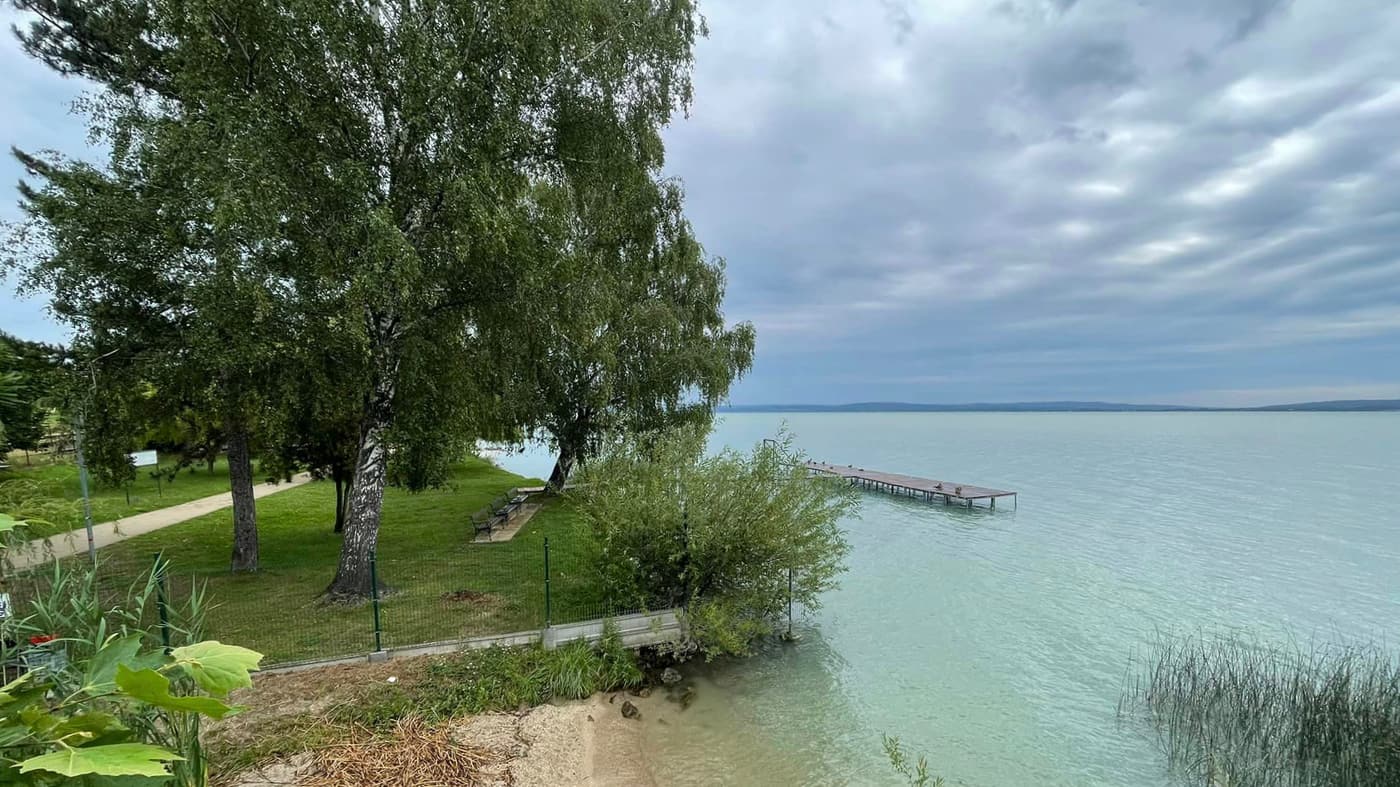 Balatonakali varázsa: természet és történelem találkozása a Balatonnál