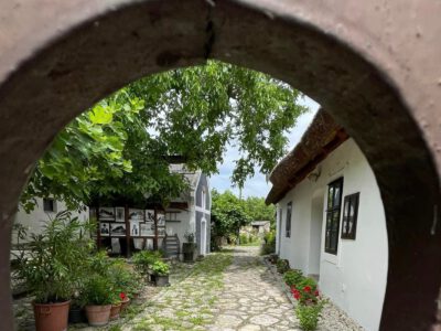 Balatonakali varázsa: természet és történelem találkozása a Balatonnál