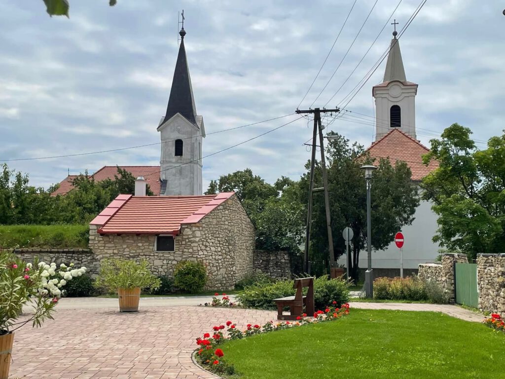 Balatonakali varázsa: természet és történelem találkozása a Balatonnál