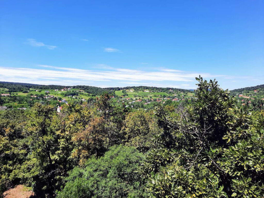 Bökk-hegyi kilátó: csodálatos panoráma Ábrahámhegyről a Balaton-felvidékre