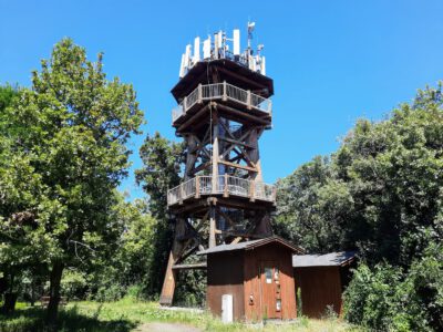 Bökk-hegyi kilátó: csodálatos panoráma Ábrahámhegyről a Balaton-felvidékre