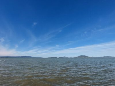Őszi séták és csendes pillanatok Balatonfenyvesen