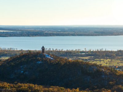 Téli panoráma a Balaton fölött – kirándulás a balatongyöröki Batsányi-kilátóhoz