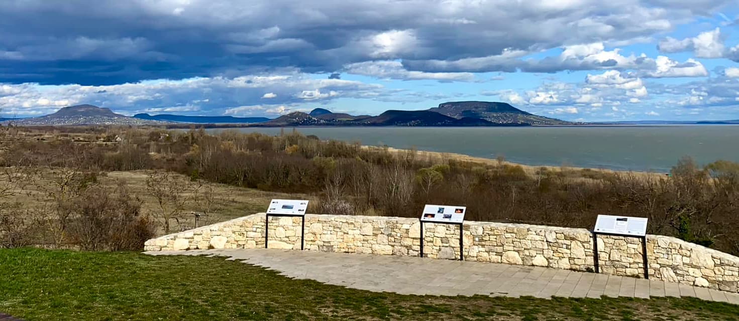 A Balaton legszebb tavaszi arca – Mandulavirágzás Balatongyörökön