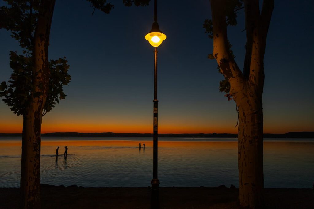 A Balaton egyik legszebb sétánya: a balatonföldvári Kvassay sétány