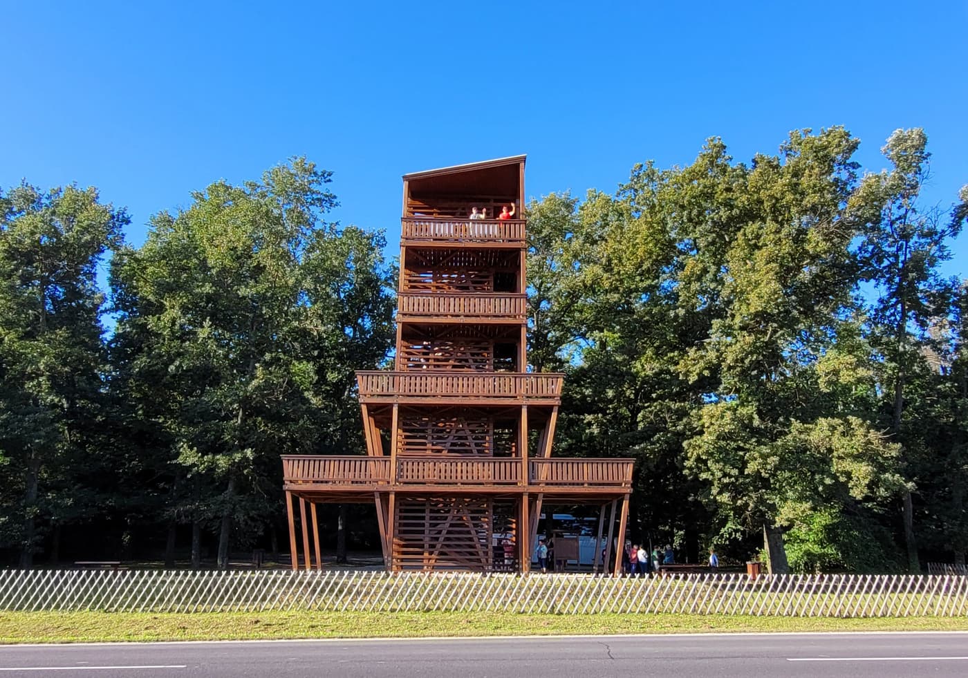 Somoshegyi-kilátó – páratlan balatoni panoráma Balatonberényből