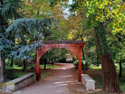 Színesre festette az ősz a Keszthelyi Helikon parkot