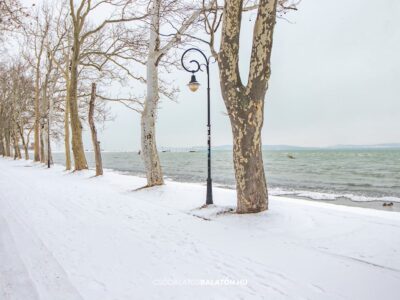 Téli Balaton: havas tájak, csendes séták, panorámák