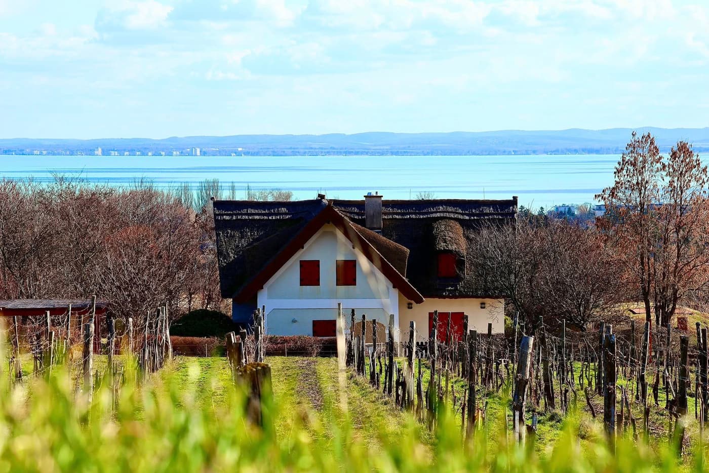 Csopak a Balaton és a Balaton-felvidék találkozásánál
