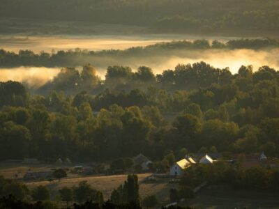 Őszi páratenger a Tóti-hegy alatt – különleges arcát mutatja a Balaton-felvidék